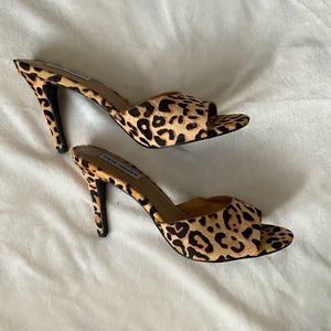 Leopard print sandal heal